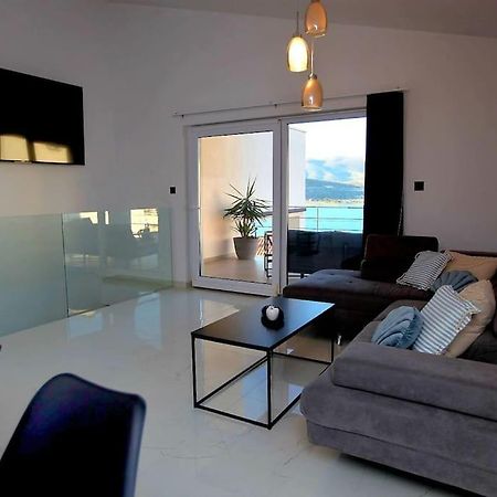 Luxury Villa Lana Apt, Seaview Terrace, Large Outdoor Space, Bbq Trogir Buitenkant foto
