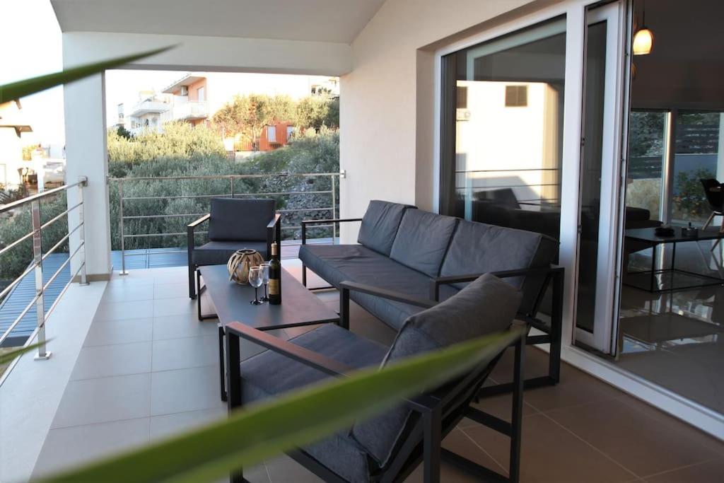 Luxury Villa Lana Apt, Seaview Terrace, Large Outdoor Space, Bbq Trogir Buitenkant foto