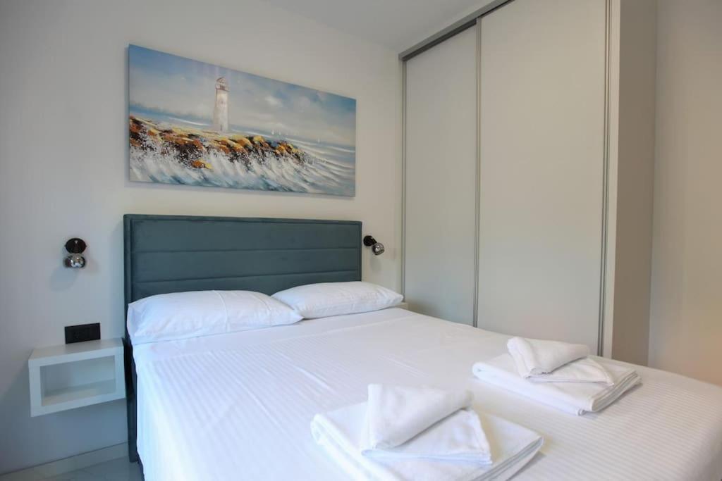 Luxury Villa Lana Apt, Seaview Terrace, Large Outdoor Space, Bbq Trogir Buitenkant foto