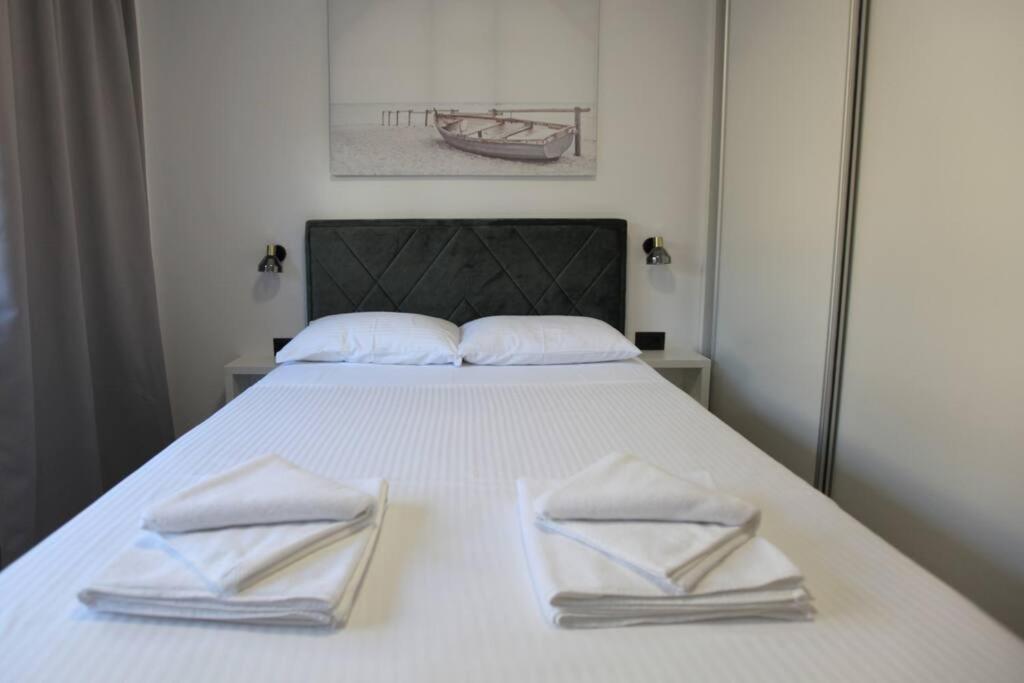 Luxury Villa Lana Apt, Seaview Terrace, Large Outdoor Space, Bbq Trogir Buitenkant foto
