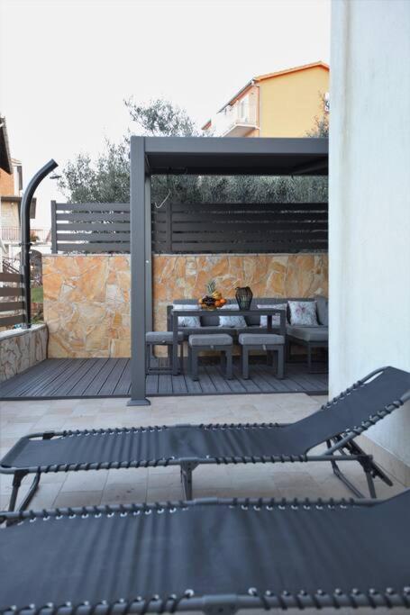 Luxury Villa Lana Apt, Seaview Terrace, Large Outdoor Space, Bbq Trogir Buitenkant foto